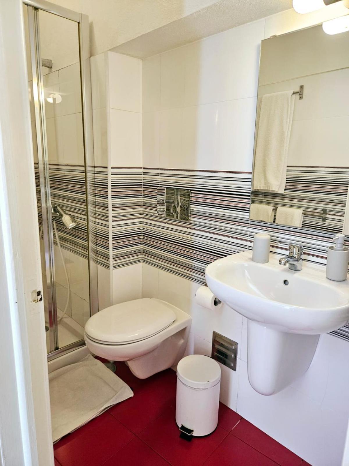 אלבאס Alcamim Guesthouse מראה חיצוני תמונה