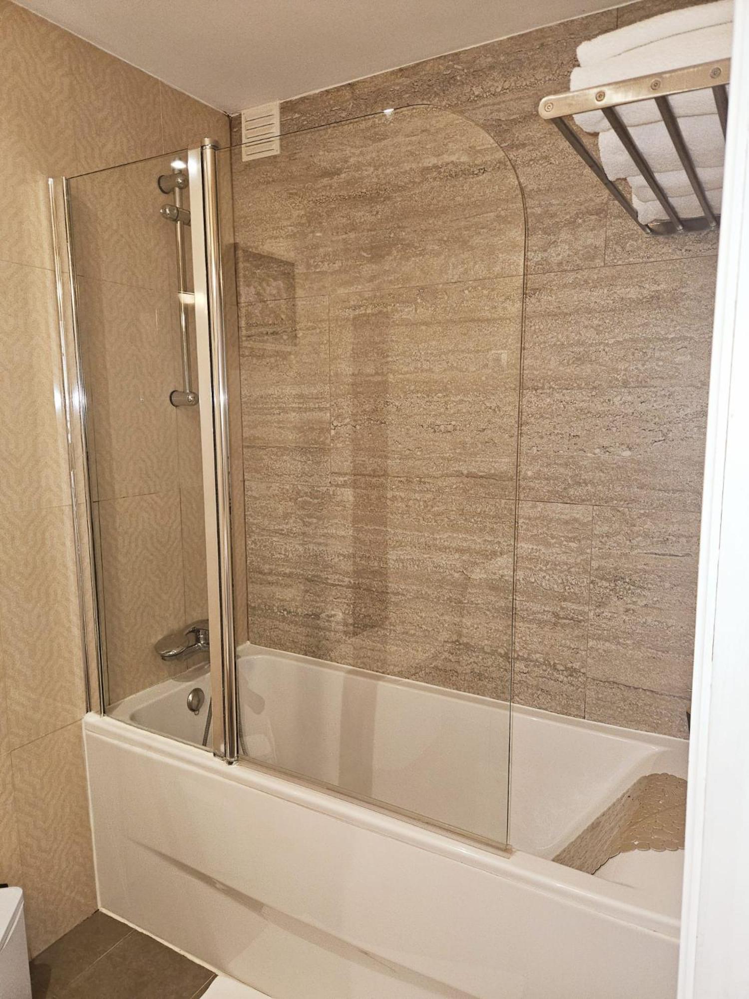 אלבאס Alcamim Guesthouse מראה חיצוני תמונה